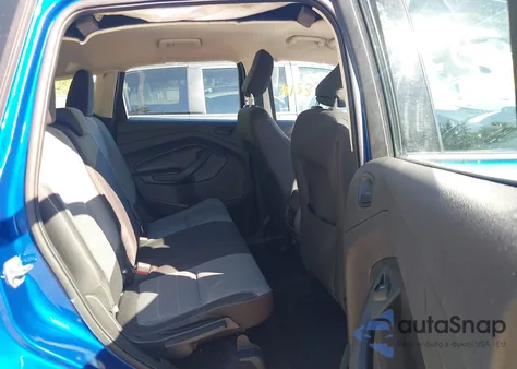 2019 Ford Escape S z USA, uszkodzony, nr VIN 1FMCU0F77KUA32165